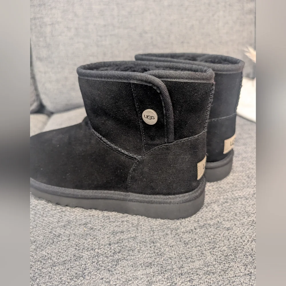 UGG Jona Boot - K